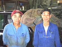 広島の山本鈑金の技術と経験を兼ね備えた職人スタッフ